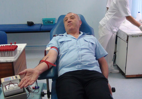Donare de sange - pompieri (C) eMM.ro